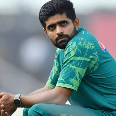 Babar Azam’s Father Slams PCB, Critics Over New Zealand T20Is Snub
