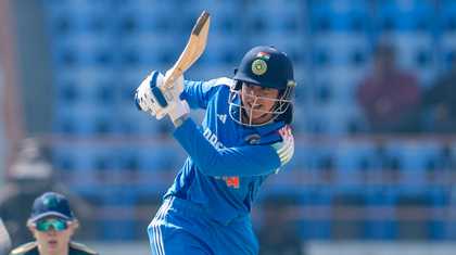 क्रिकेट में खेल भावना बनाम कटुता: क्या प्रतिद्वंद्विता की कीमत बहुत अधिक है?