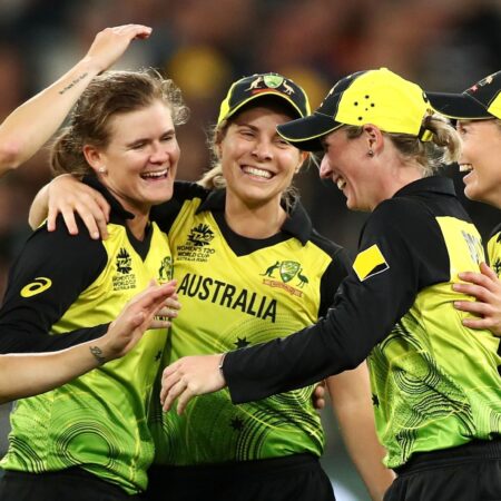 ऑस्ट्रेलिया ने महिला विश्व कप में न्यूजीलैंड को धूल चटाई: गार्डनर का शतक और गेंदबाजों का कमाल