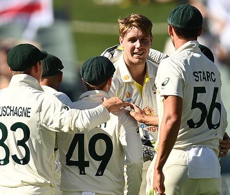 एशेज से पहले कैमरून ग्रीन की वापसी: एक ऑलराउंडर का कड़ा इम्तिहान और ऑस्ट्रेलिया की उम्मीदें