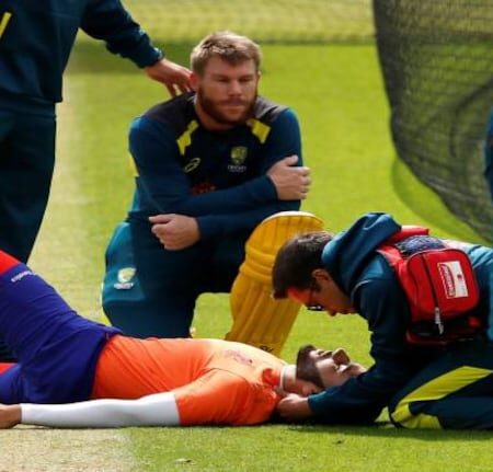 कानपुर में ऑस्ट्रेलियाई खिलाड़ियों का स्वास्थ्य संकट: खाने पर सवाल, BCCI का बचाव और लॉजिस्टिक्स की हकीकत