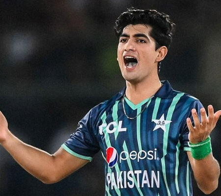 नसीम शाह की लाल गेंद पर दहाड़: क्या यह राष्ट्रीय टीम में वापसी का शंखनाद है?