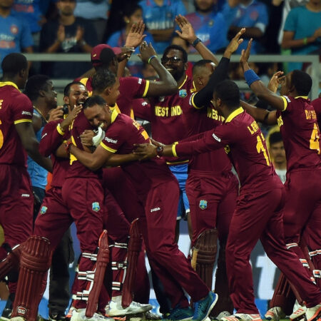 जब गावस्कर ने वेस्टइंडीज की तेज गेंदबाजी पर दागा सवाल, बिशप हुए निशब्द: एक युग के अंत की आहट?