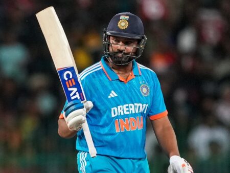 हिटमैन रोहित शर्मा ने रचा इतिहास, बने दुनिया के नंबर 1 वनडे बल्लेबाज!