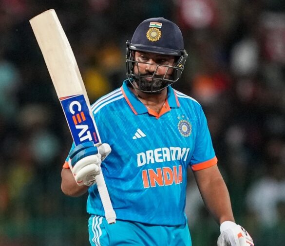 हिटमैन रोहित शर्मा ने रचा इतिहास, बने दुनिया के नंबर 1 वनडे बल्लेबाज!